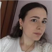 Profesora de apoyo escolar especializada en clases para niños y niñas de forma online o presencial